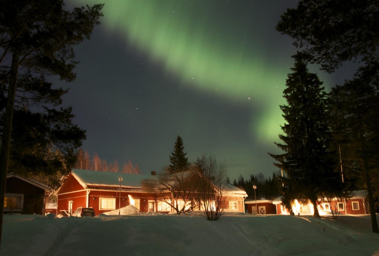 Pine Bay Lodge Person Eksteriør billede