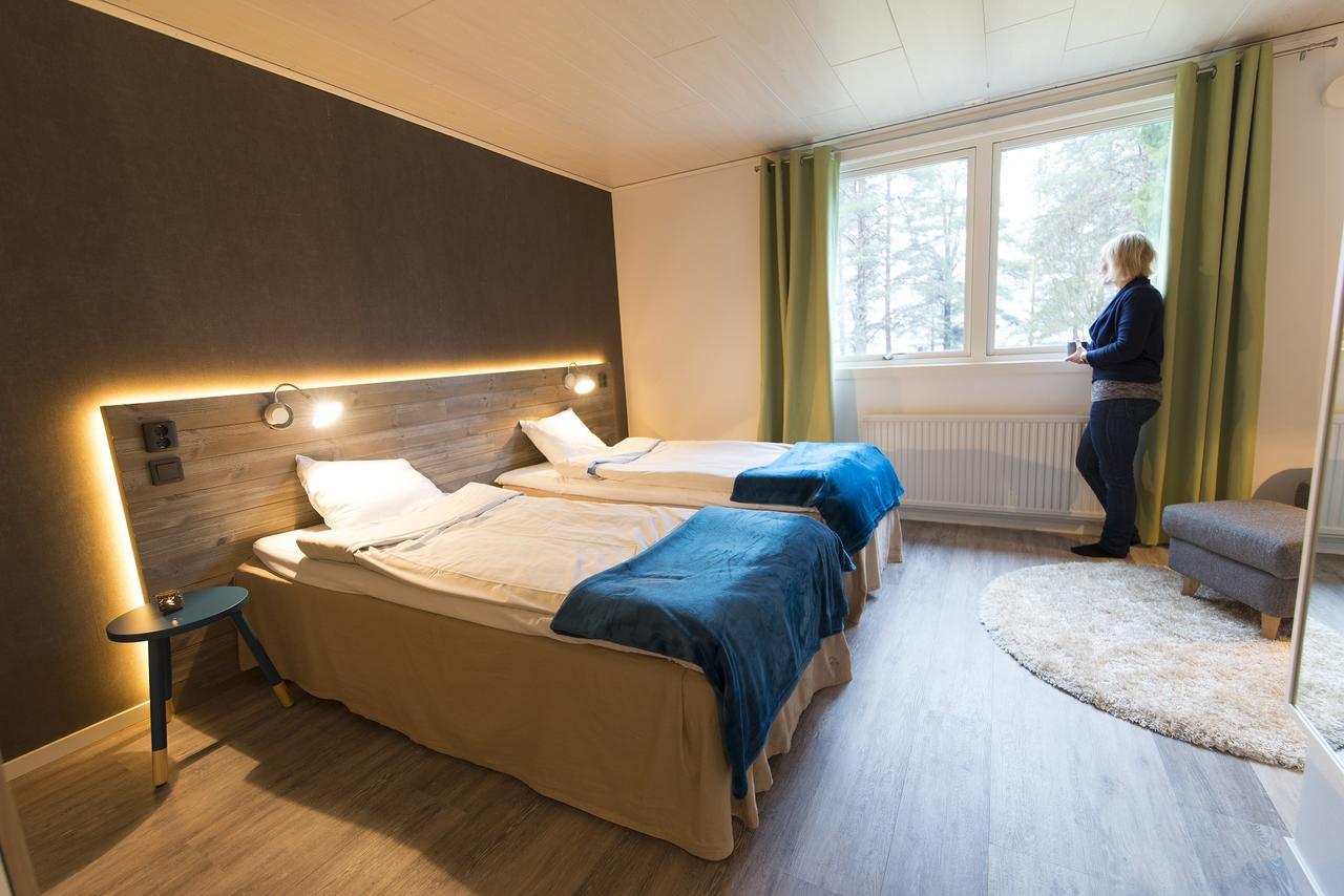 Pine Bay Lodge Person Eksteriør billede