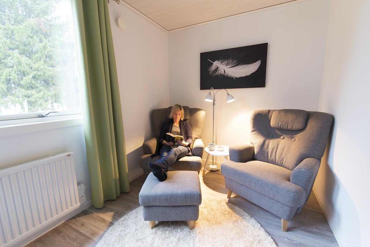 Pine Bay Lodge Person Eksteriør billede